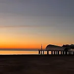 Stupenda Vista Mare, 10m Dalla Spiaggia, 8 Piano E P Privato Lignano Sabbiadoro