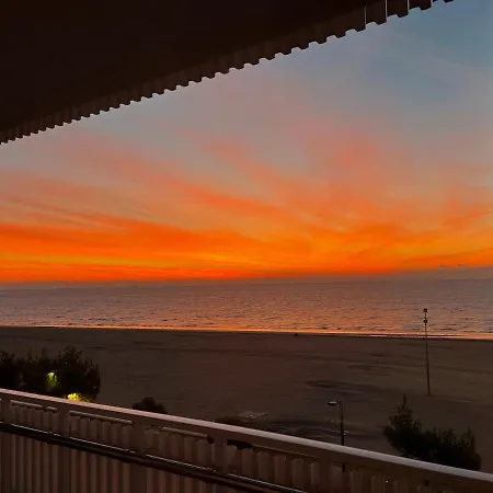 Vista Mare A 10m Dalla Spiaggia, 8 Piano E Parcheggio Privato Lignano Sabbiadoro