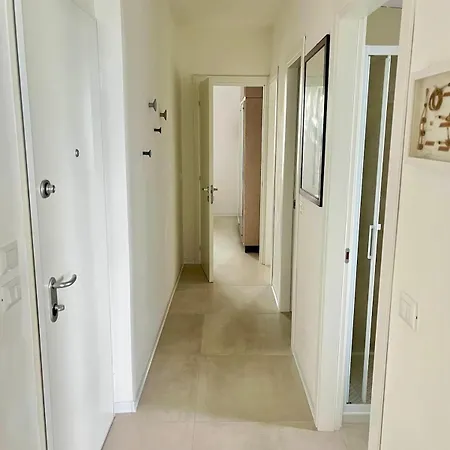 Vista Mare A 10m Dalla Spiaggia, 8 Piano E Parcheggio Privato Appartement *