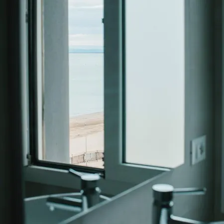 Vista Mare A 10m Dalla Spiaggia, 8 Piano E Parcheggio Privato Appartement *